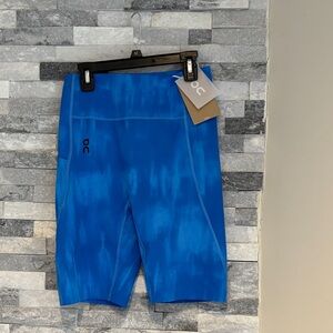 New!! On cloud women's studio tights bike shorts